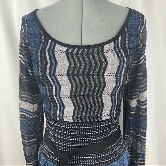 EUC Laundry Metallic Knit Dress Med - Picture 3 of 14